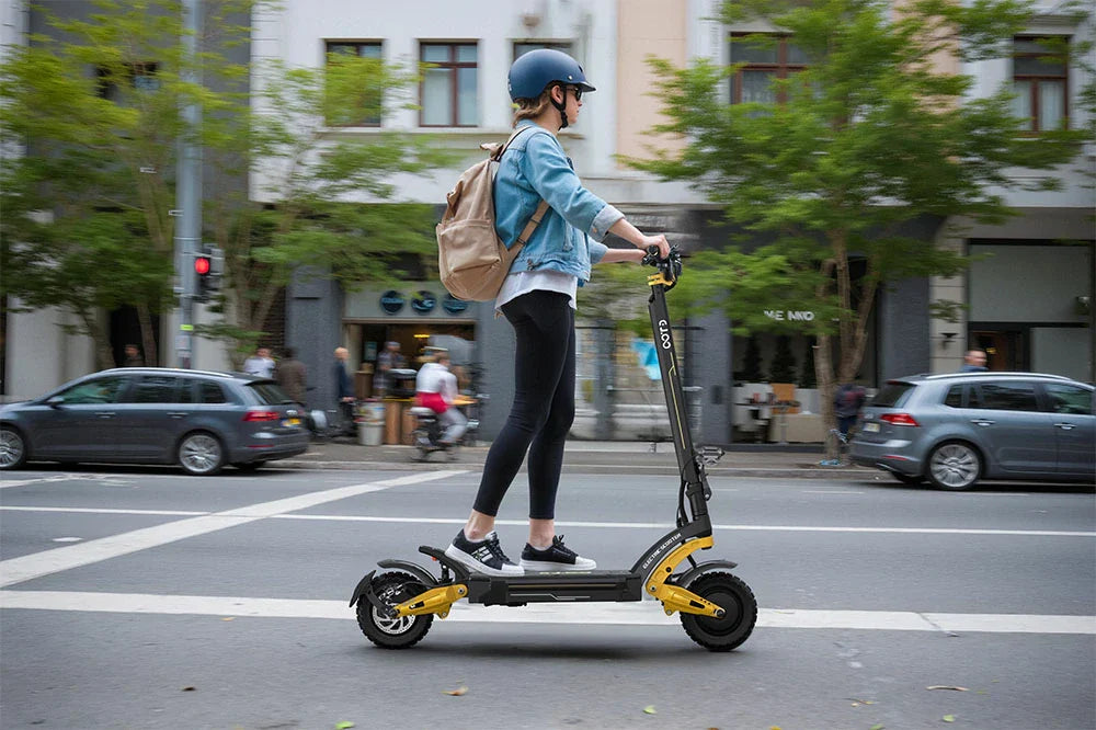 OOTD S30 Dual Motor Electric Scooter Review: Real Speed, Range, and Power Tests