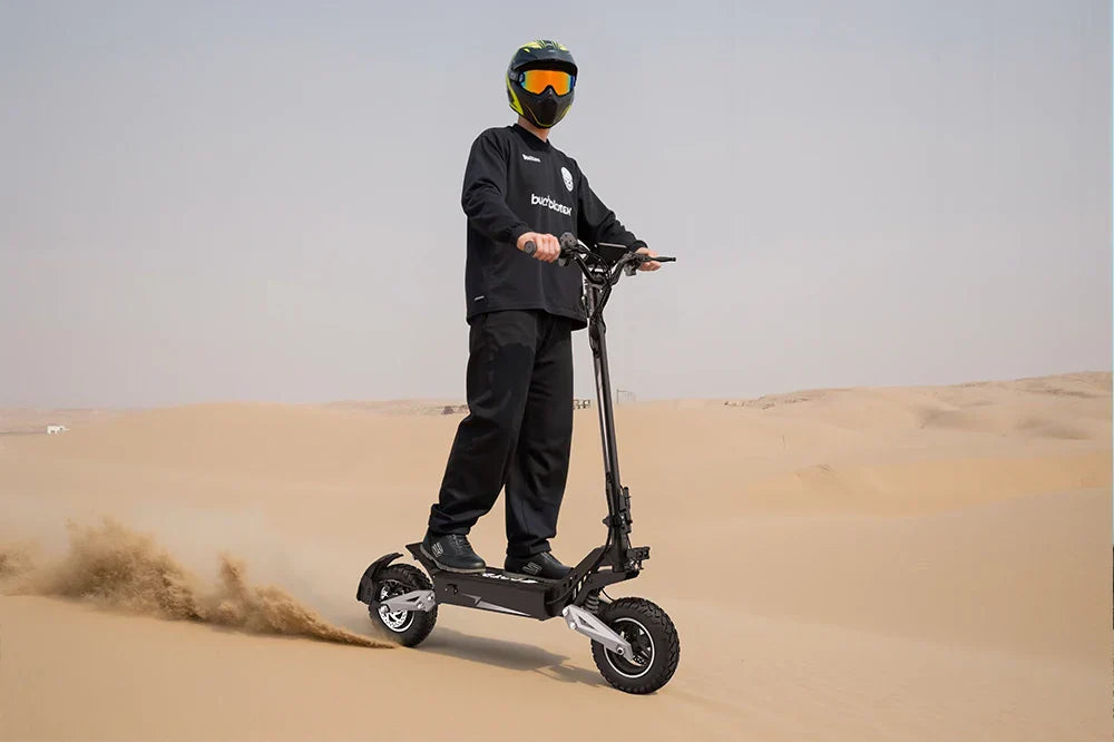 Spoked vs. Solid Wheels – How They Differ On Paper And On The Road For Electric Scooters