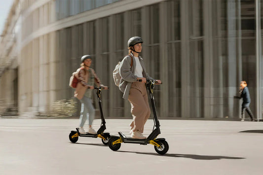 OOTD for Delivery Riders: Longest Range & Most Durable E-Scooters 2026